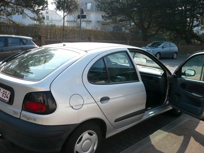 Auto 140257-12.jpg